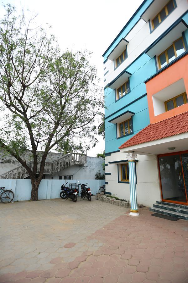 Abirami Residency Hotel Tirukkadaiyur Exterior photo