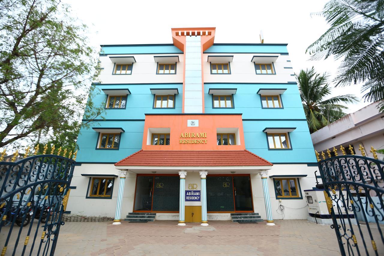 Abirami Residency Hotel Tirukkadaiyur Exterior photo